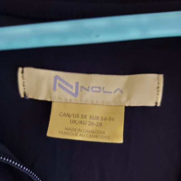 Nola Black Athletic Wear Pull Over With Pockets - Picture 4 of 10